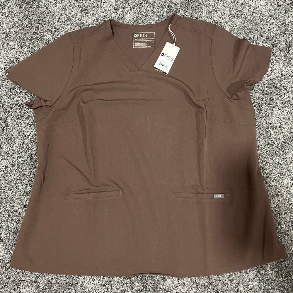 FIGS Women's Casma Three-Pocket Scrub Top in Taupe Denim Size 4XL